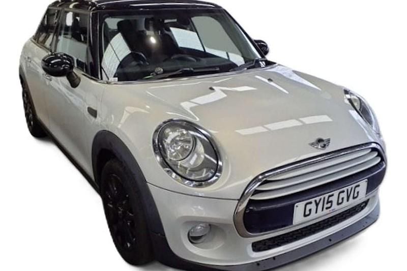 Used Mini Cooper D Hatch 2015 Silver Hatchback