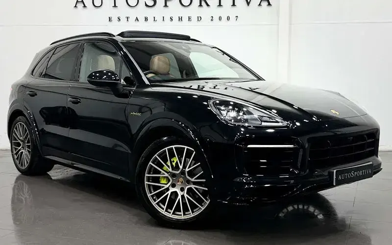 Used Porsche Cayenne Platinum Edition 462 HP (339 kW) 2022 SUV