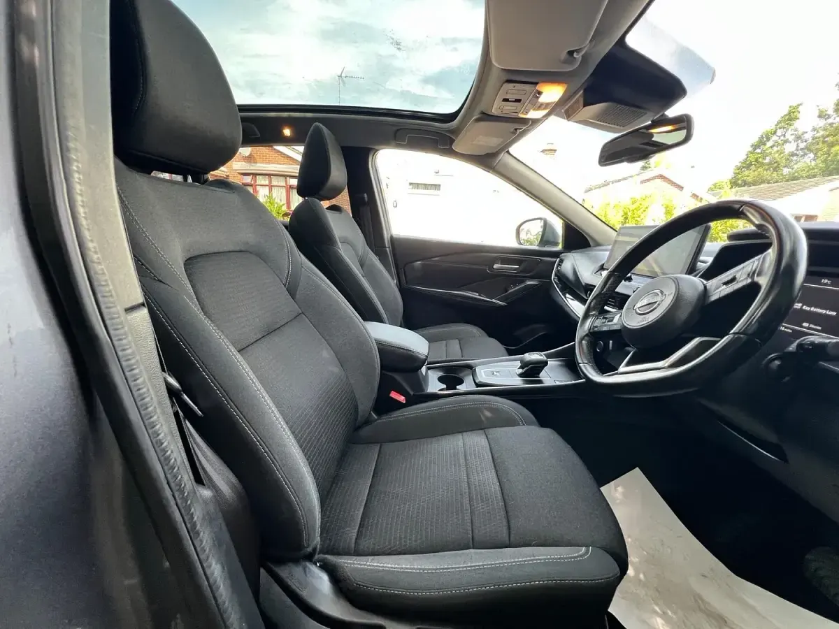 Used Nissan Qashqai N-Connecta 158 HP (116 kW) 2022 Grey SUV