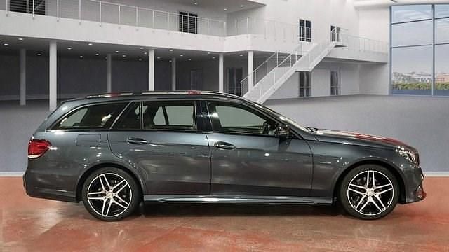 Used Mercedes E220 AMG 177 HP (130 kW) 2016 Grey Estate