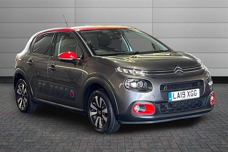 Used Citroën C3 Flair 83 HP (61 kW) 2019 Platinum grey with sport red roof Hatchback