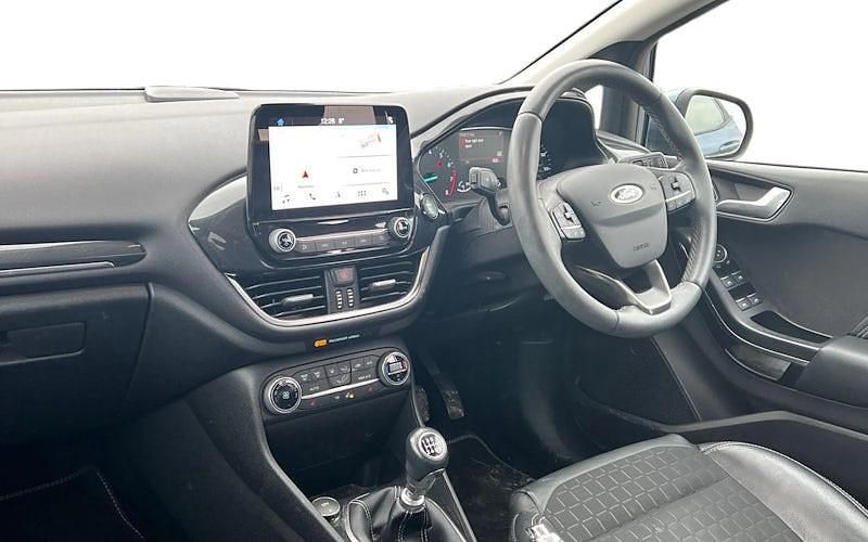 Used Ford Fiesta Active X 101 HP (74 kW) 2019 Blue Hatchback