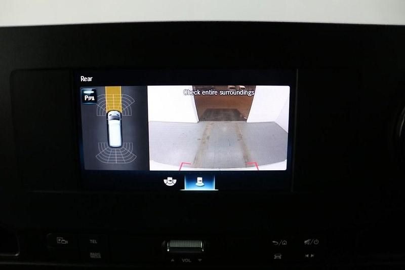 Used Mercedes Sprinter Premium 150 HP (110 kW) 2023 White Van