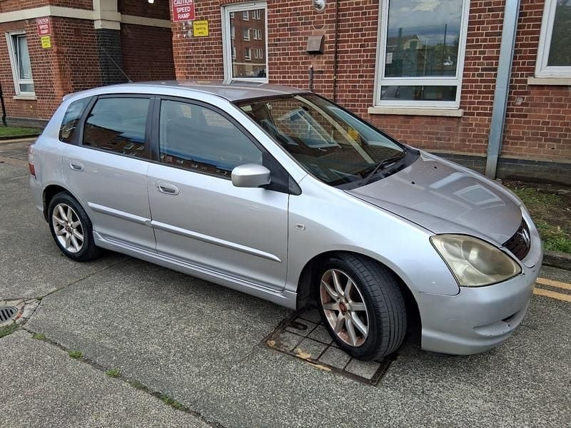 Silver Used 2004 Honda Civic SE Hatchback | £1,399 (A bit pricey) - Image 1/4