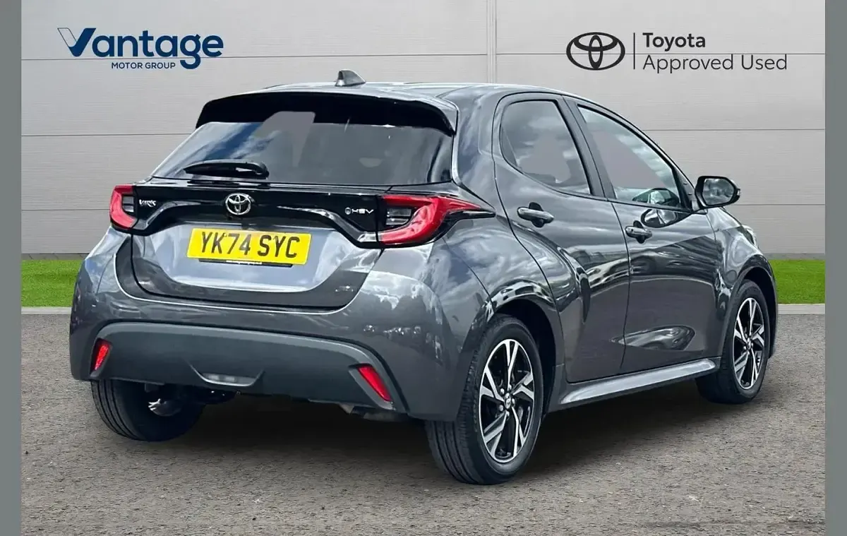 Used Toyota Yaris Design 113 HP (83 kW) 2024 Grey Hatchback