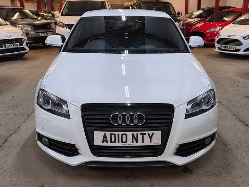 Used Audi A3 Black Edition 170 HP (125 kW) 2010 White Hatchback