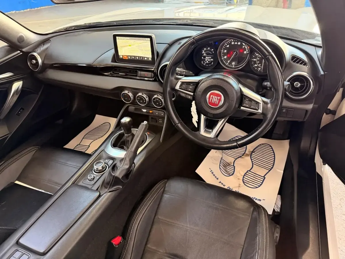 Używany Fiat 124 Spider Lusso Plus 2016 Biały Kabriolet