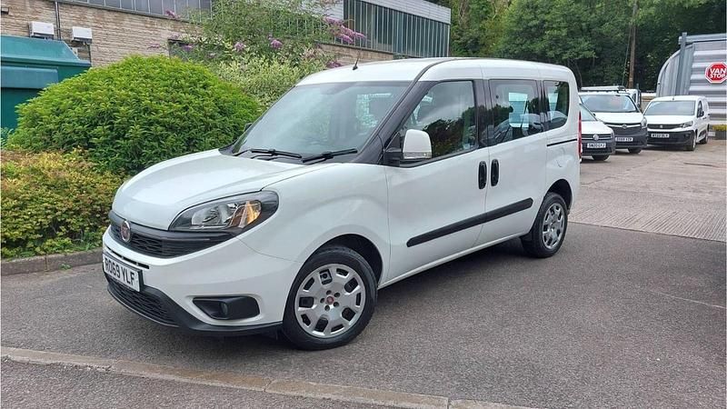 White Used 2019 Fiat Doblò S MPV | £6,250 (Fair price) - Image 1/1
