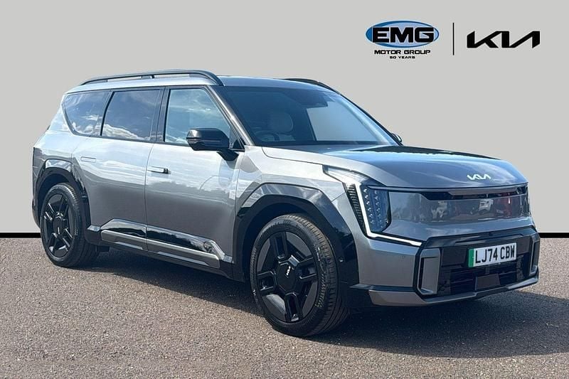 Grey Used 2025 Kia EV9 2 SUV | £61,995 (Super price) - Image 1/3