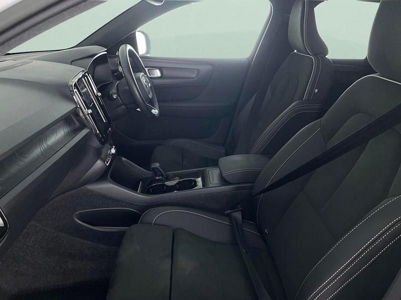 Used Volvo XC40 Ultimate 300 kW (408 HP) 2022 White SUV