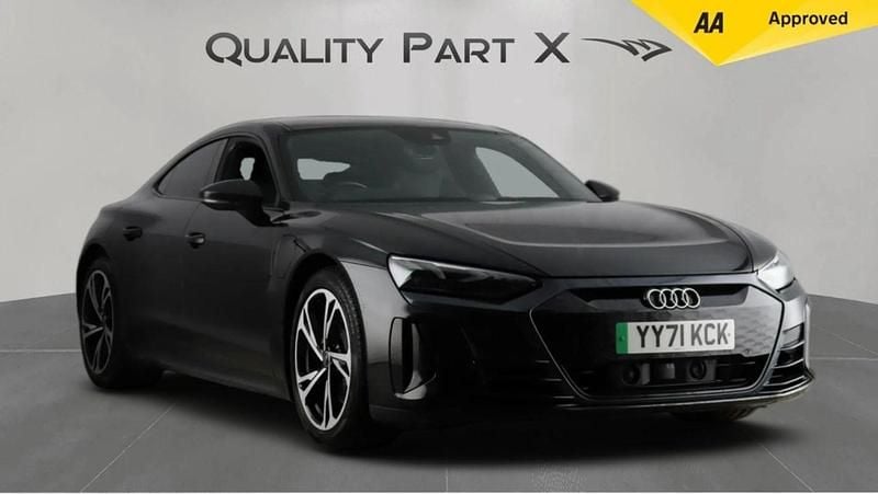 Used Audi e-tron GT quattro Comfort 430 kW (585 HP) 2021 Black Sedan
