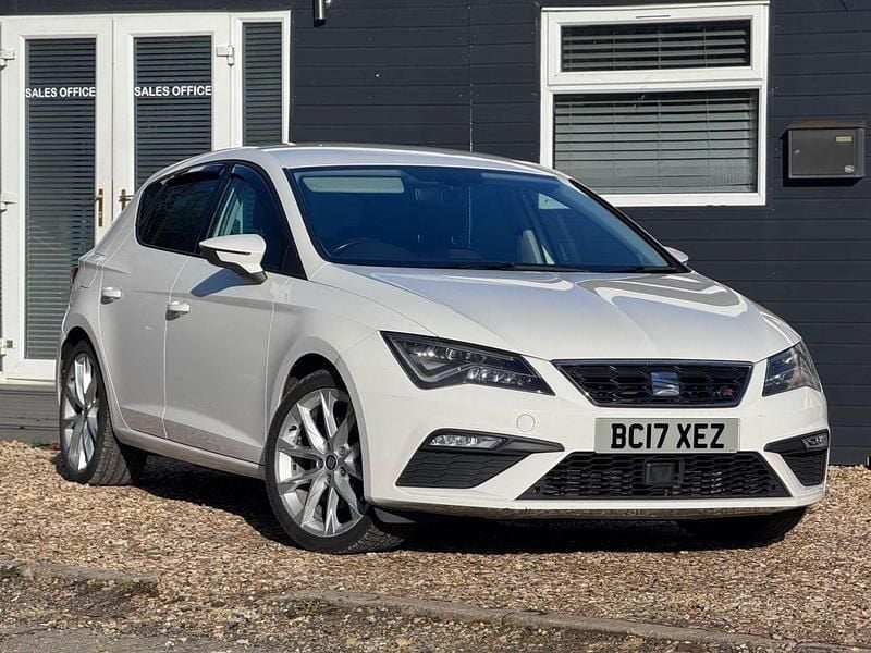 Used Seat Leon FR 2017 White Hatchback