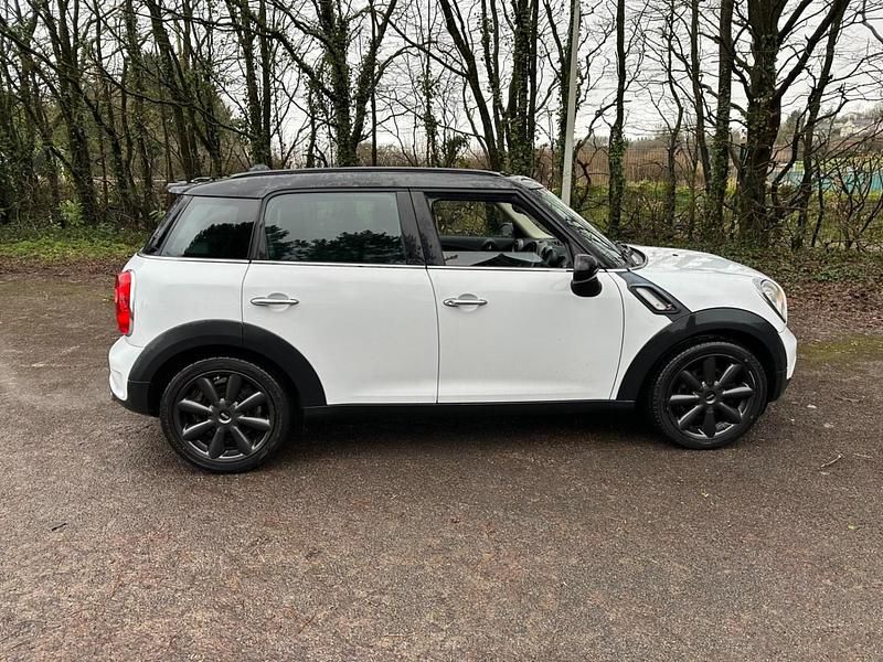 Usado Mini Cooper S 184 HP (135 kW) 2010 Branco Citadino