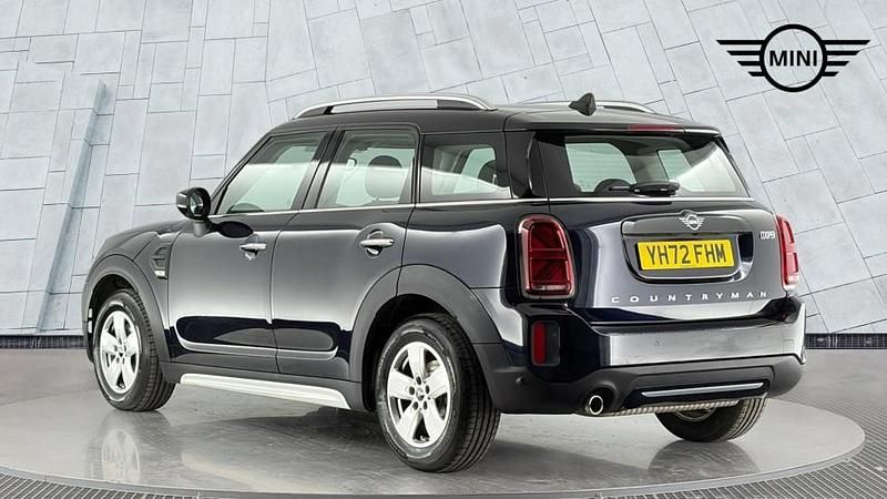 Usado Mini Cooper Countryman Classic 134 HP (98 kW) 2022 Preto SUV