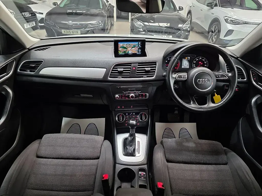 Używany Audi Q3 S-Line 184 KM (135 kW) 2018 Biały SUV