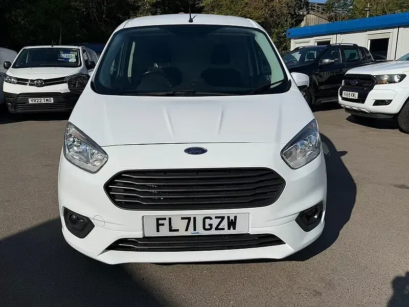 Used Ford Transit Courier Limited 100 HP (73 kW) 2021 White Van