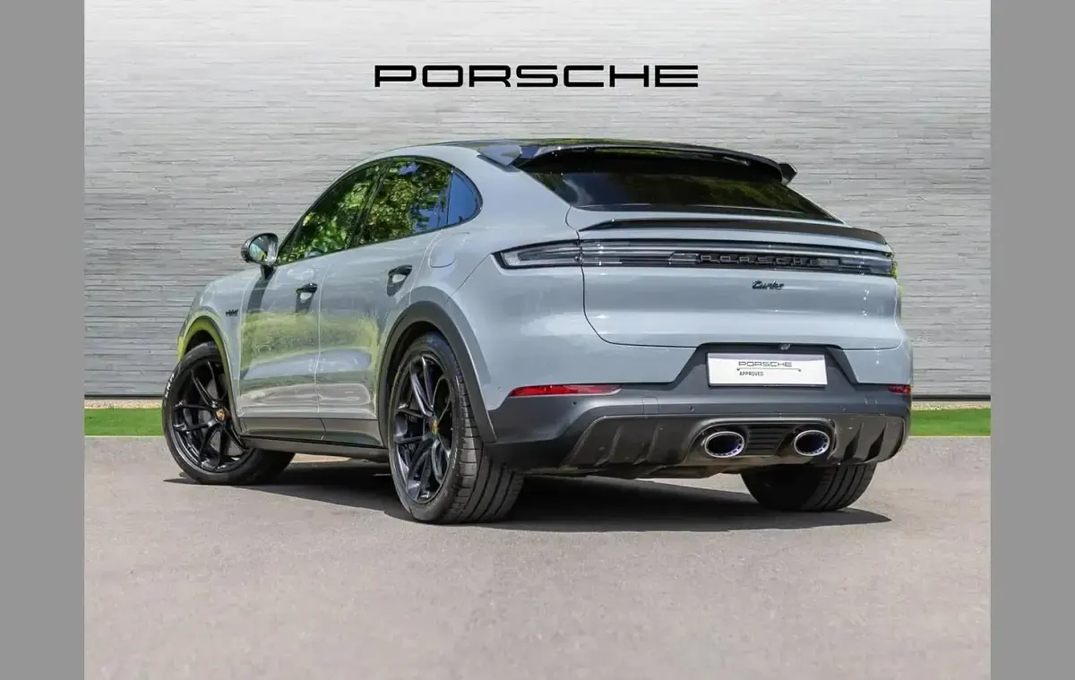 Used Porsche Cayenne Turbo S E-Hybrid 729 HP (536 kW) 2025 Grey SUV