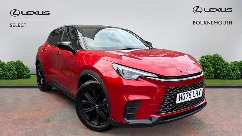 Used Lexus LBX 136 HP (100 kW) 2025 Red SUV