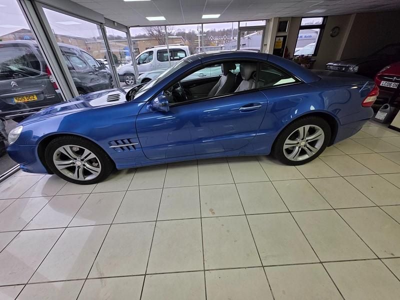 Blue Used 2010 Mercedes SL350 Cabriolet | £5,999 (Good price) - Image 1/4