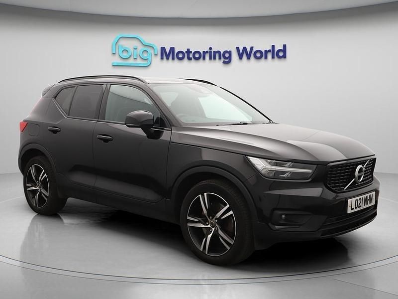 Black Used 2021 Volvo XC40 R-Design SUV | £19,700 (Good price) - Image 1/4