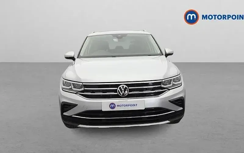 Used VW Tiguan Elegance 150 HP (110 kW) 2022 Silver SUV