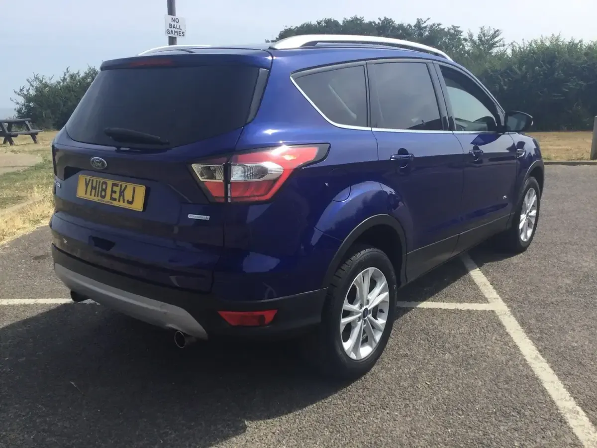 Used Ford Kuga Titanium 182 HP (133 kW) 2018 Blue SUV