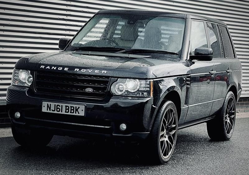 Black Used 2011 Land Rover Range Rover Vogue SUV | £10,000 (Good price) - Image 1/4