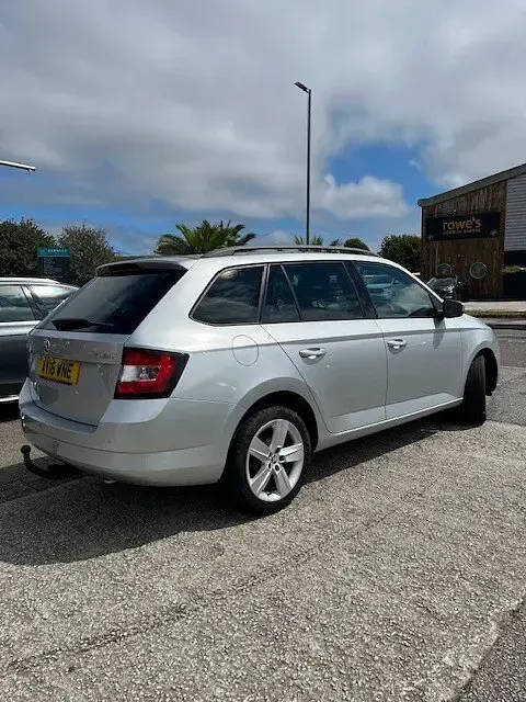 Used Skoda Fabia SE 110 HP (80 kW) 2016 Silver Estate