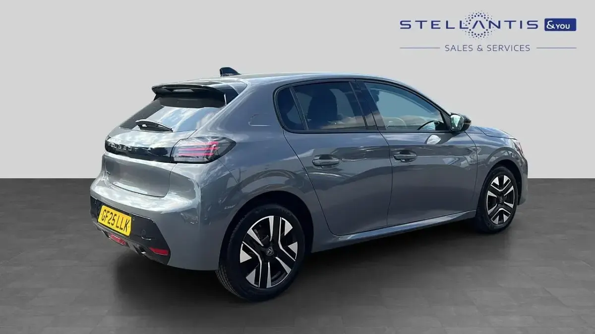 Used Peugeot 208 Allure 99 HP (72 kW) 2025 Grey Hatchback