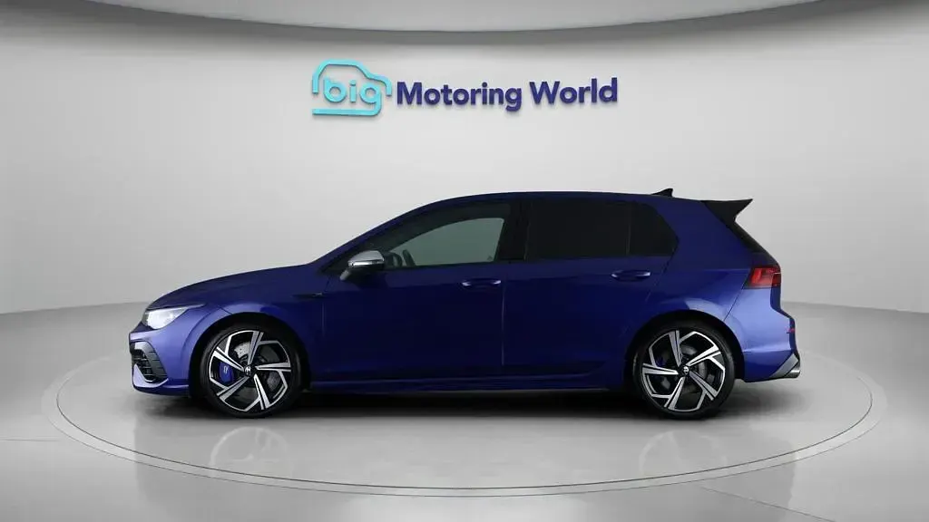 Used VW Golf VIII R 320 HP (235 kW) 2022 Blue Hatchback
