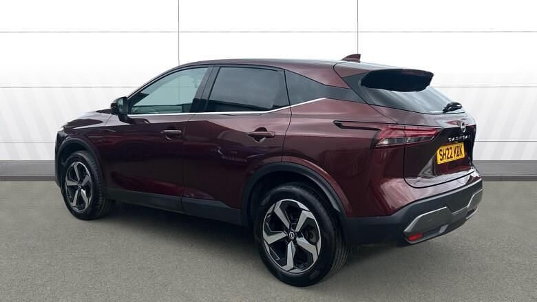 Used Nissan Qashqai N-Connecta 158 HP (116 kW) 2022 Red SUV