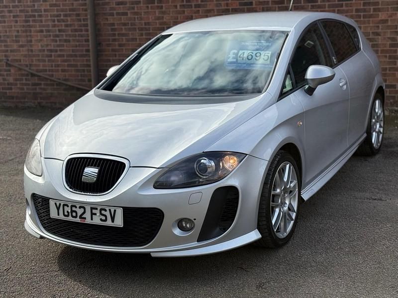 Used Seat Leon FR 170 HP (125 kW) 2012 Silver Hatchback