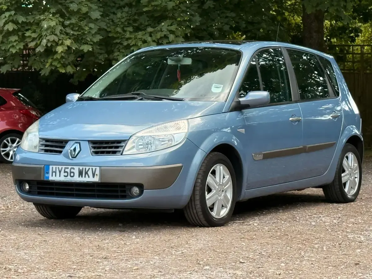 Used Renault Mégane II Dynamique 2006 Blue MPV