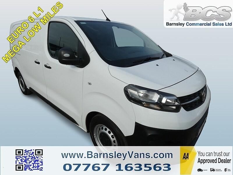 White Used 2019 Vauxhall Vivaro Edition Van | £9,995 (Good price) - Image 1/3