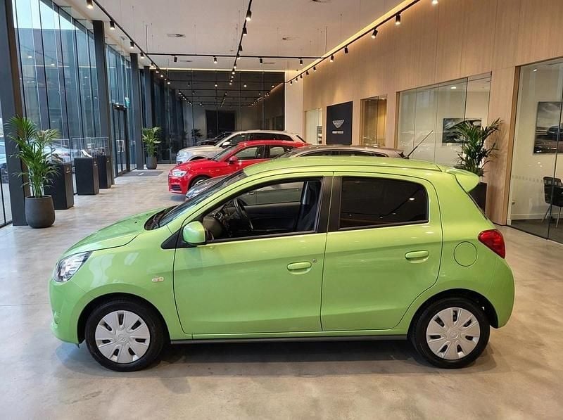 Used Mitsubishi Mirage 79 HP (58 kW) 2014 Green Hatchback