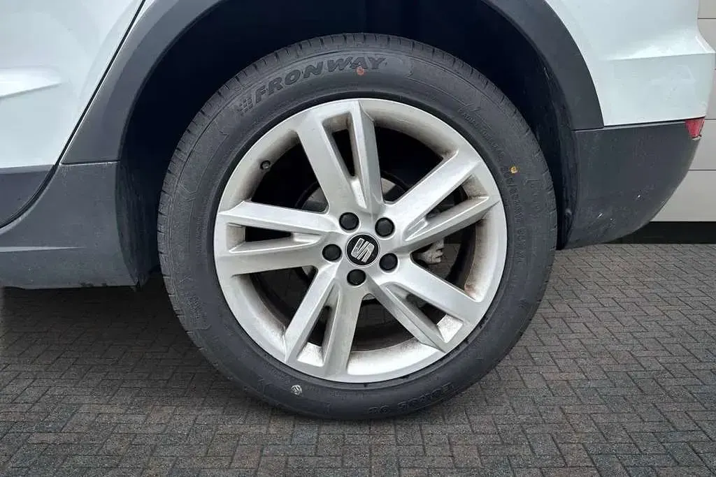 Used Seat Arona FR 150 HP (110 kW) 2020 White SUV