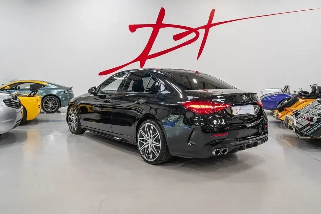 Usado Mercedes C43 AMG Premium Plus 2023 Preto Sedan