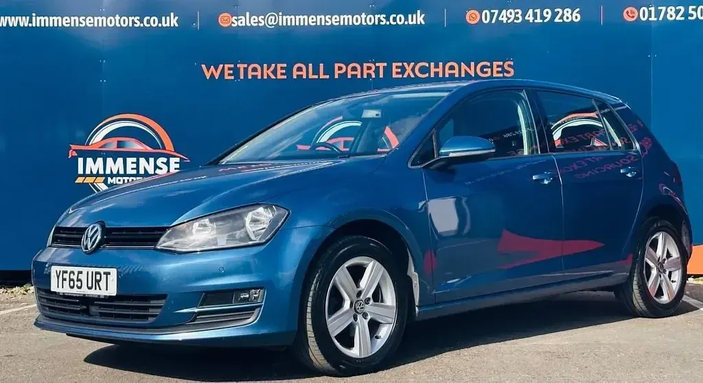Begagnad VW Golf VII Match 2015 Blå Halvkombi