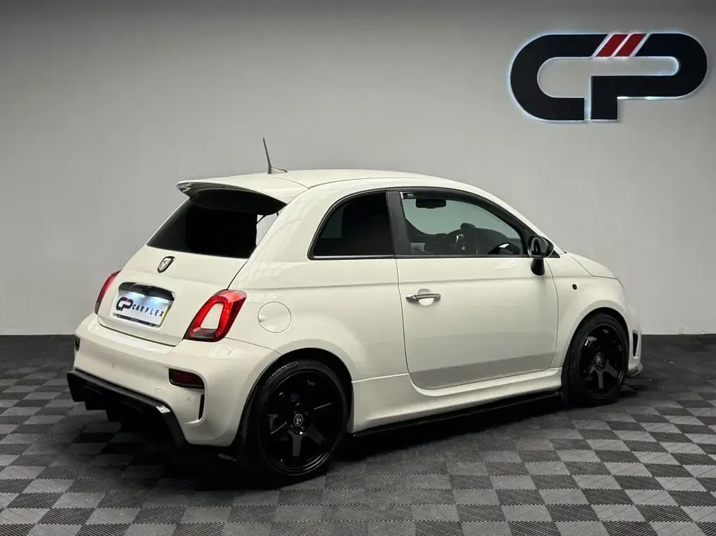 Used Abarth 595 Turismo 165 HP (121 kW) 2016 White Hatchback
