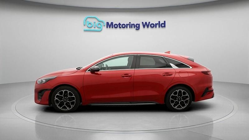 Used Kia ProCeed GT-Line 159 HP (116 kW) 2023 Red Estate