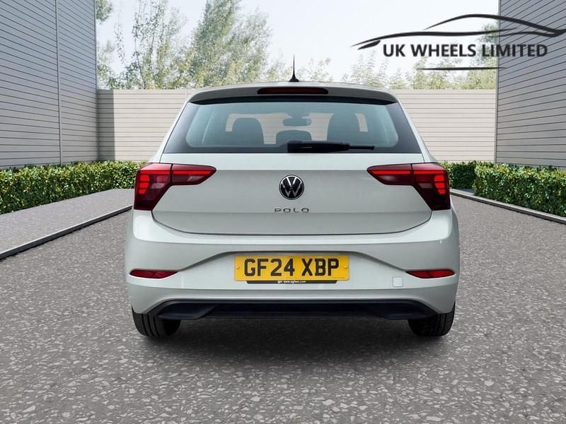 Begagnad VW Polo Life 95 HK (69 kW) 2024 Grå Halvkombi