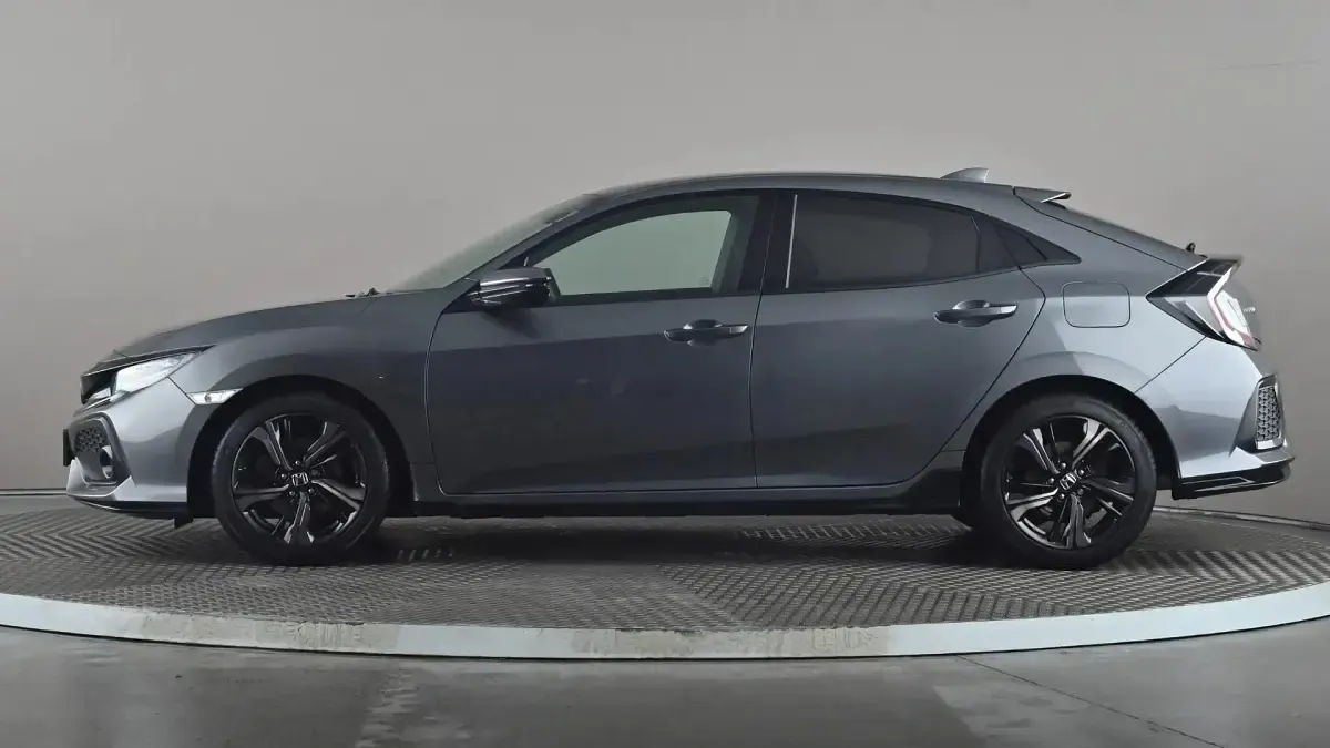 Used Honda Civic Sport 182 HP (133 kW) 2017 Grey Hatchback