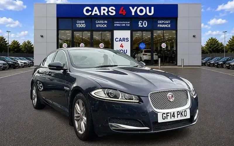 Used Jaguar XF Luxury 200 HP (147 kW) 2014 Sedan