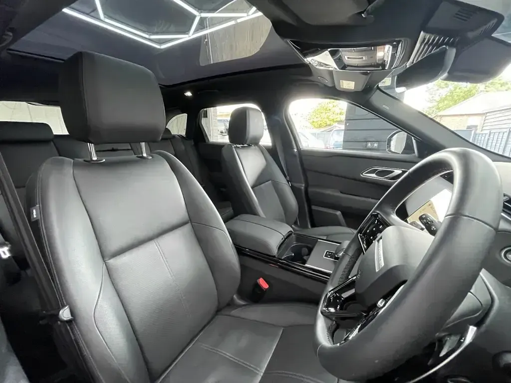 Used Land Rover Range Rover Velar SE Dynamic 204 HP (150 kW) 2023 Grey SUV