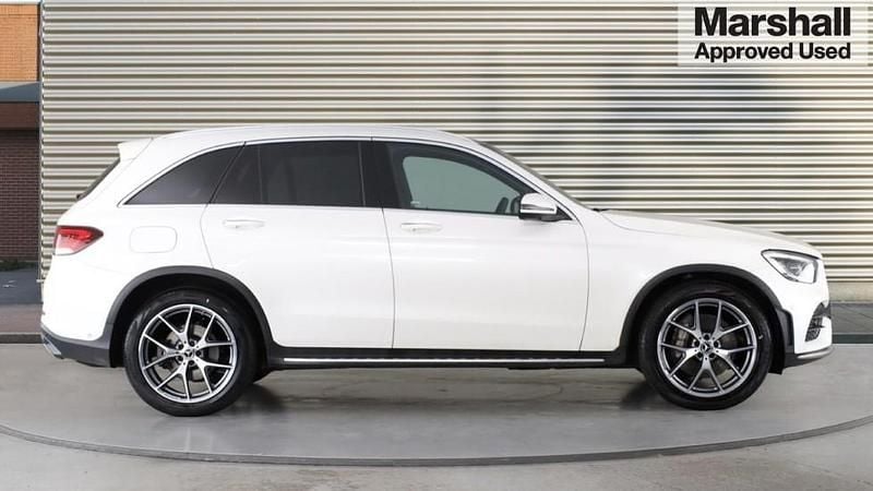 Used Mercedes GLC300 AMG Line Premium 245 HP (180 kW) 2020 White SUV