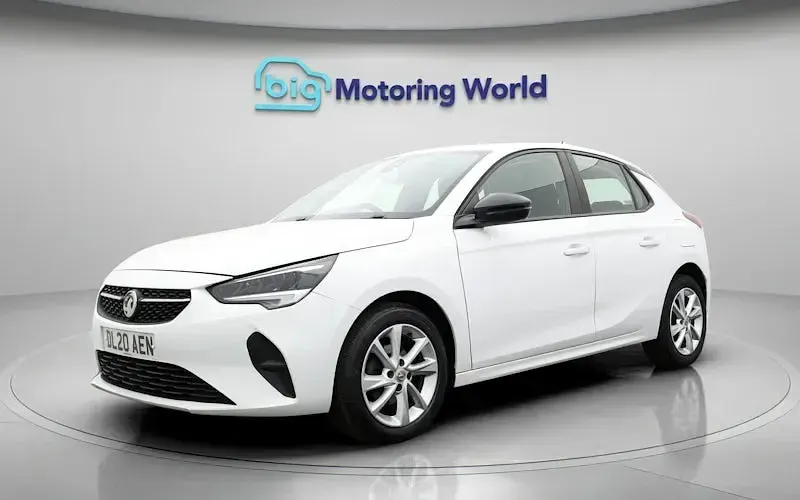 Used Vauxhall Corsa 75 HP (55 kW) 2020 White Hatchback