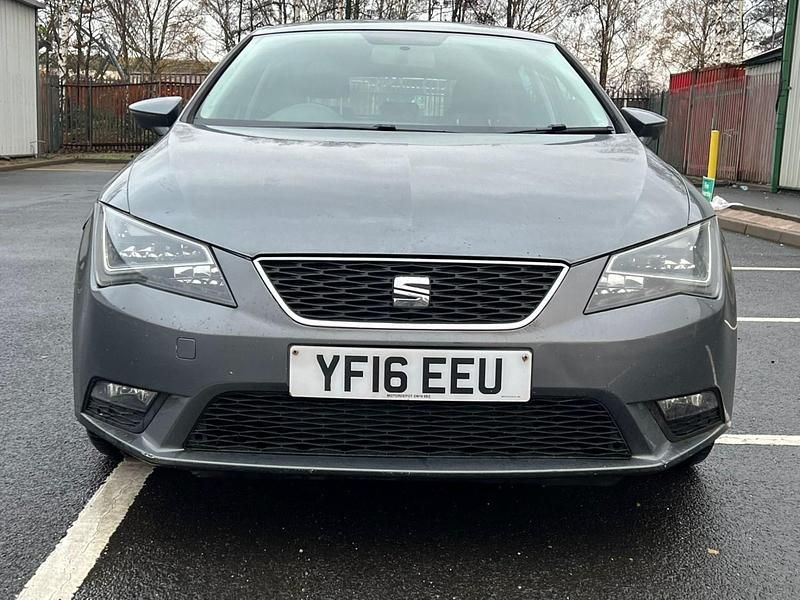 Used Seat Leon SE Dynamic 110 HP (80 kW) 2016 Grey Hatchback