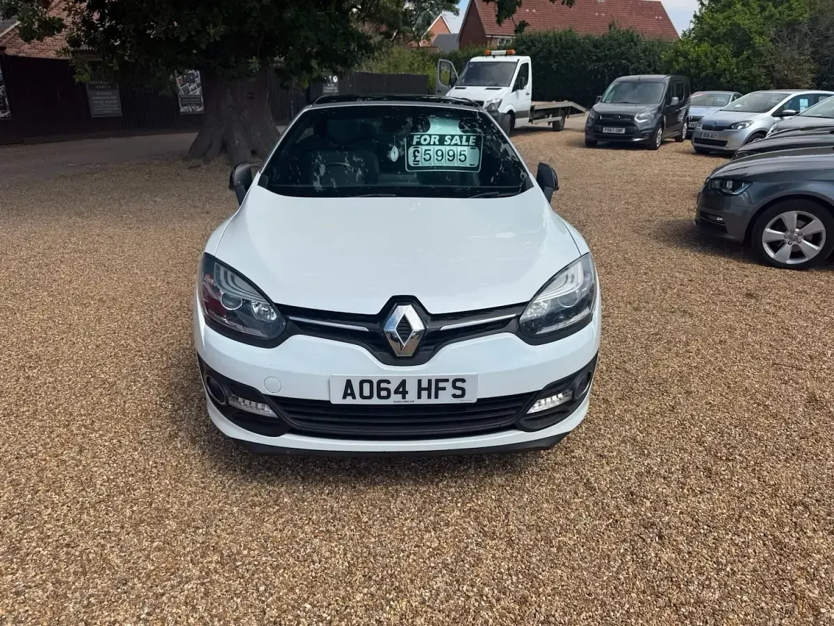 Used Renault Mégane Cabriolet Dynamique 2014 White Cabriolet