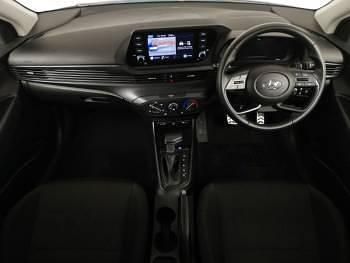 Usado Hyundai Bayon SE 100 HP (73 kW) 2023 Azul SUV