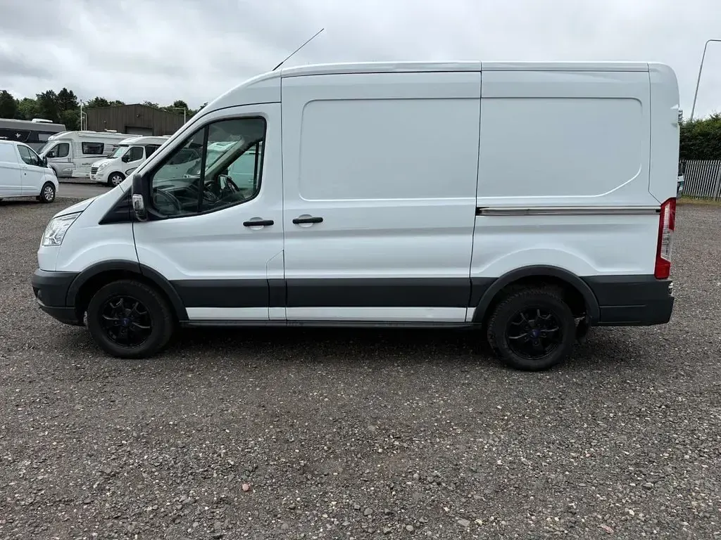 Used Ford Transit Trend 130 HP (95 kW) 2017 White Van